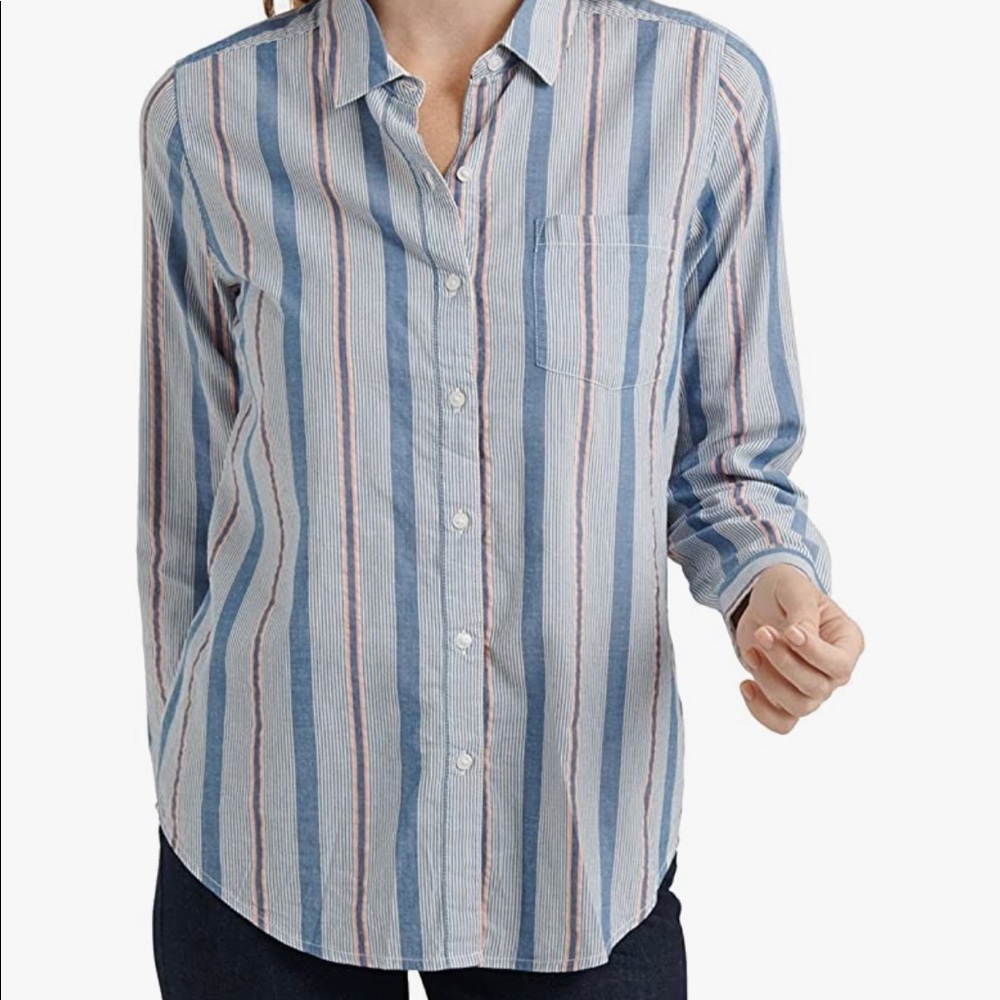 Lucky Brand blue, white and pink striped button up long sleeve shirt Size: M